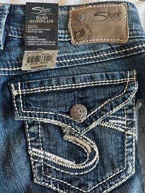 NWT Silver Jeans Suki Surplus Bootcut Jeans 27x32 Mid Rise Curvy Fit Medium Wash